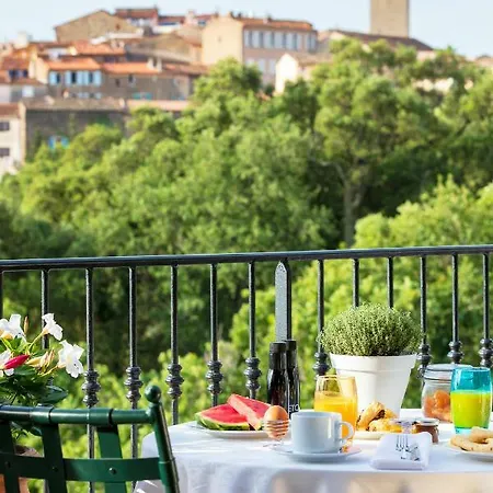 Le Baou Hotel