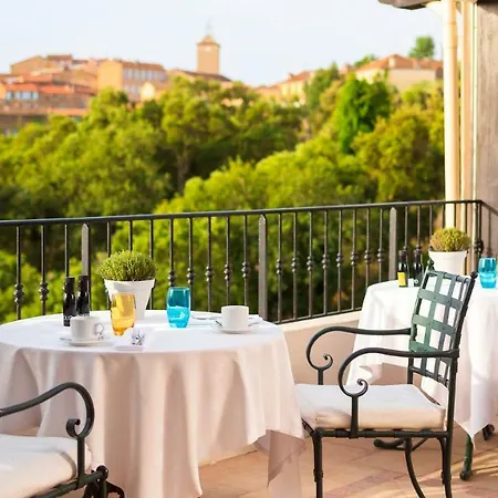 Le Baou Hotel 4*